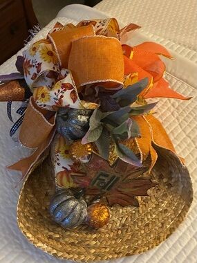 “Welcome Fall Y’all” Door, Table, Decor